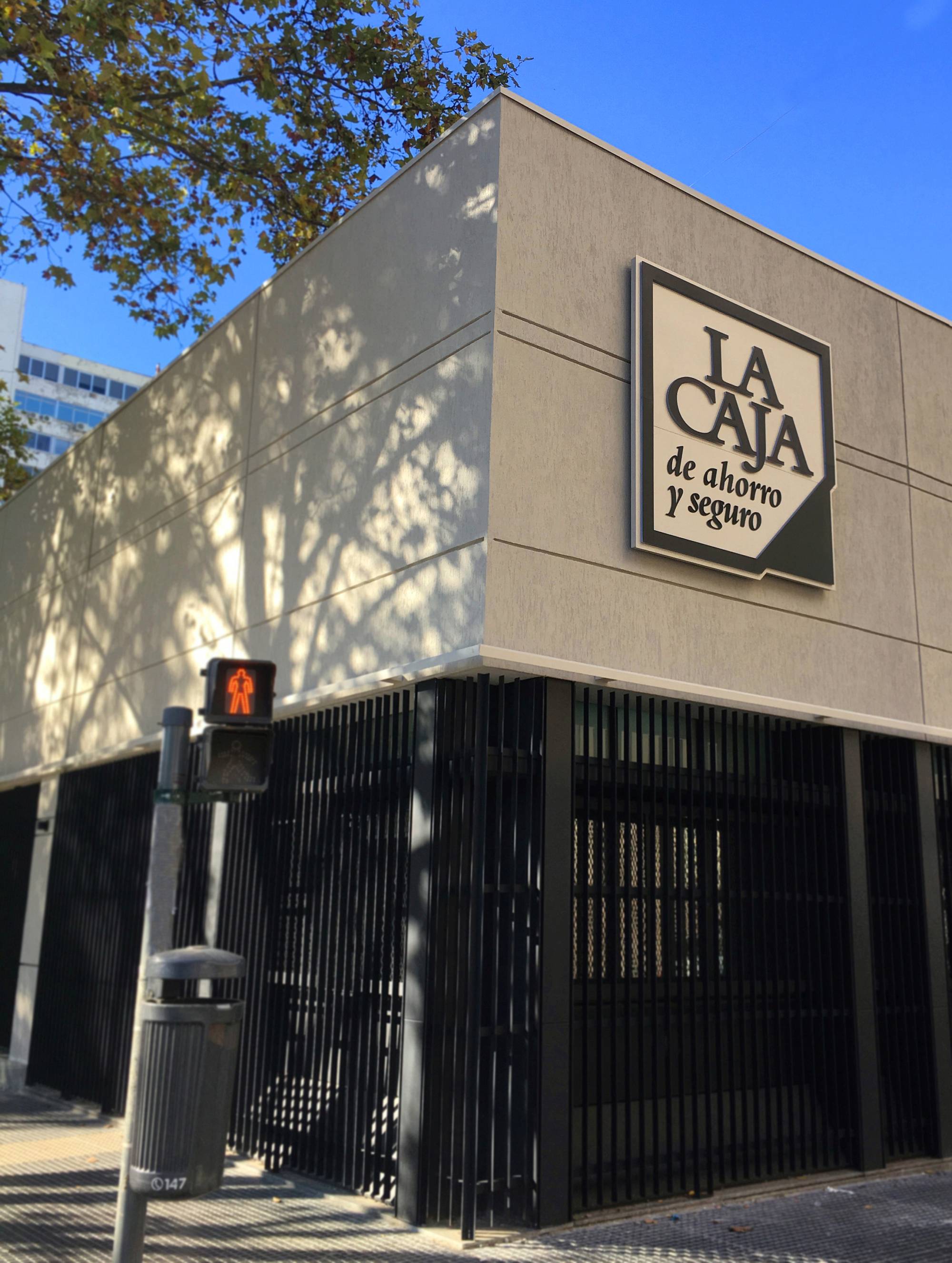 6LA CAJA de ahorro y seguros cartel CONGRESO LA CAJA DE AHORRO Y SEGURO